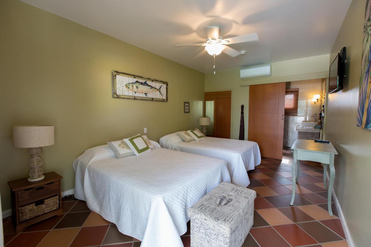 Hotel Casa Amarilla ปุนตาชาเม ภายนอก รูปภาพ